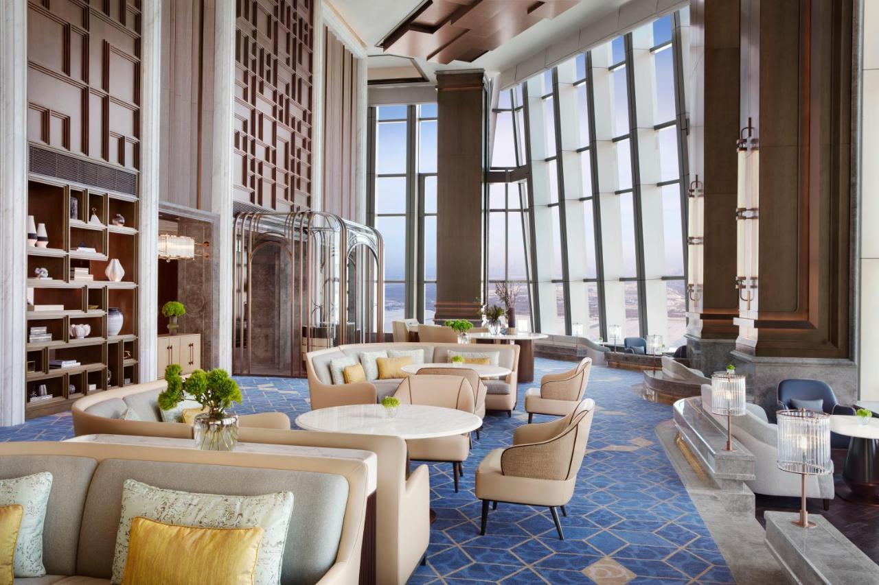 The Ritz-carlton, Hotel 5*